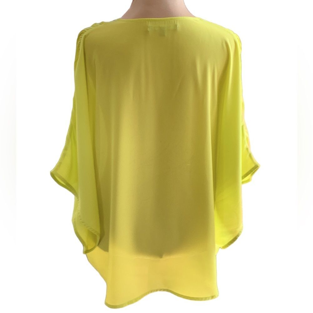 Over Size Tops Size S - Picture 9 of 15